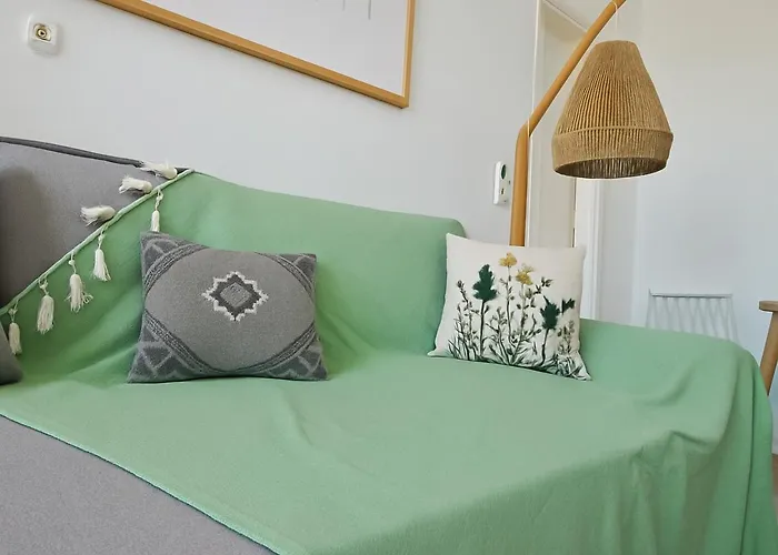 Apartment Youga Nest Vívlos