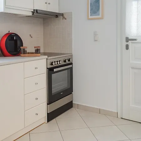 Youga Nest Lejlighed Vívlos